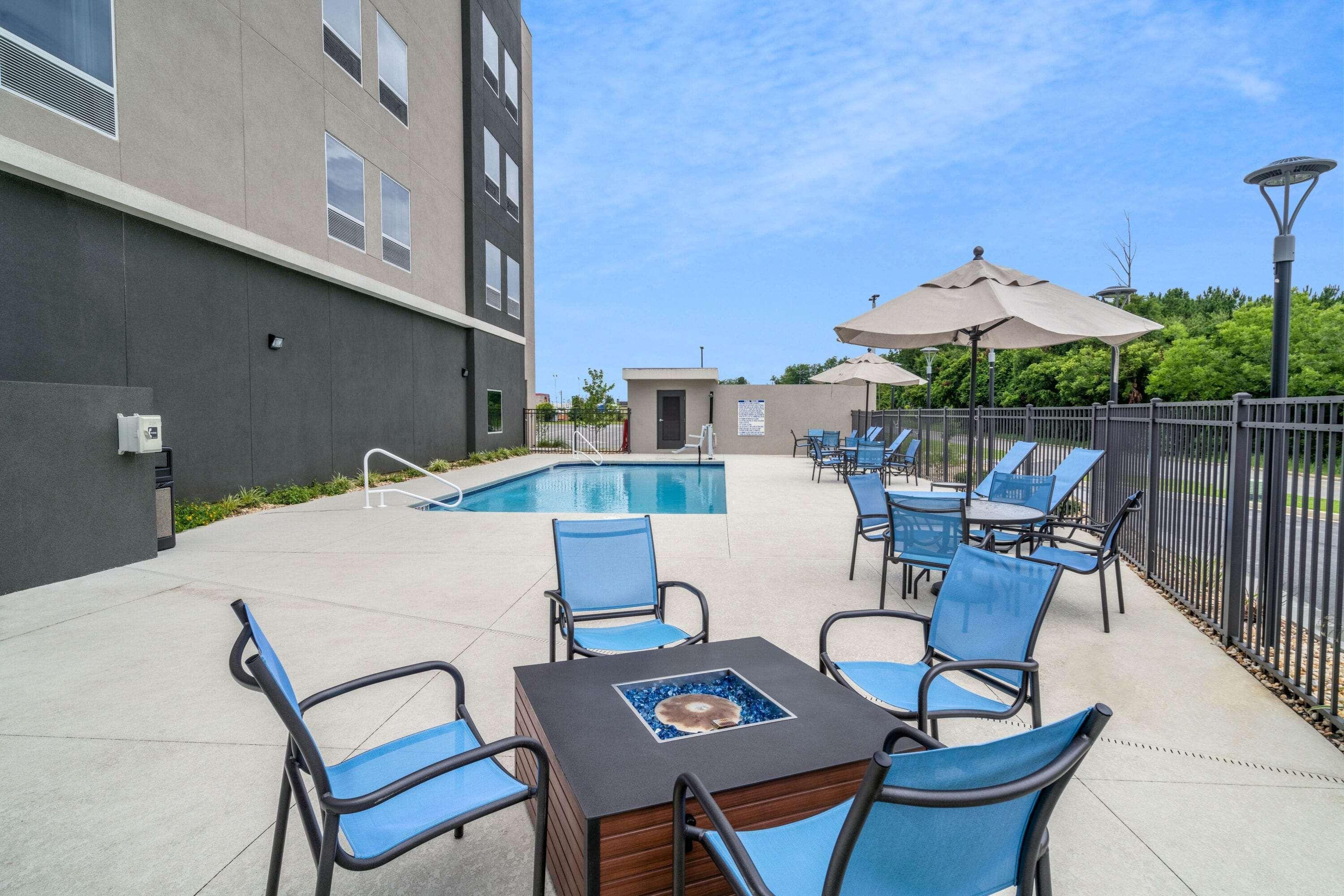 La Quinta Inn & Suites By Wyndham Tifton Kültér fotó